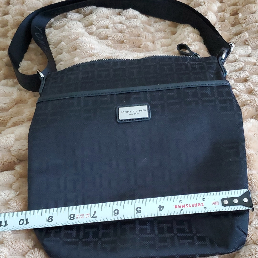 Tommy Hilfiger Black Womans Cloth Bag
